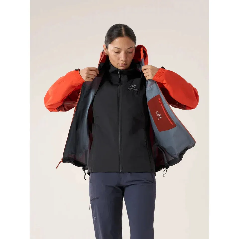 Arc'teryx  Women's Atom Jacket
