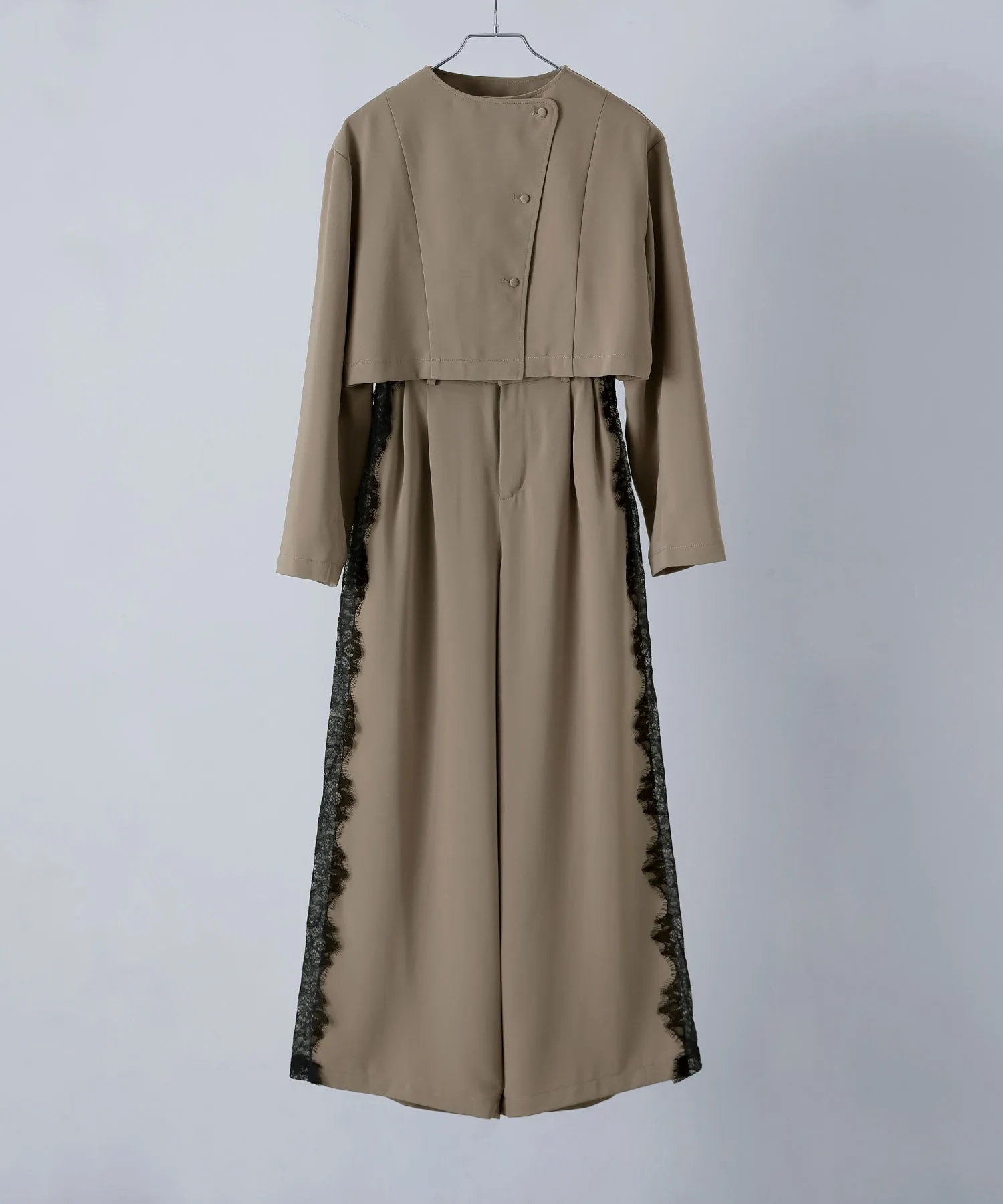 Asymmetry design jacket & Side lace pants SET UP