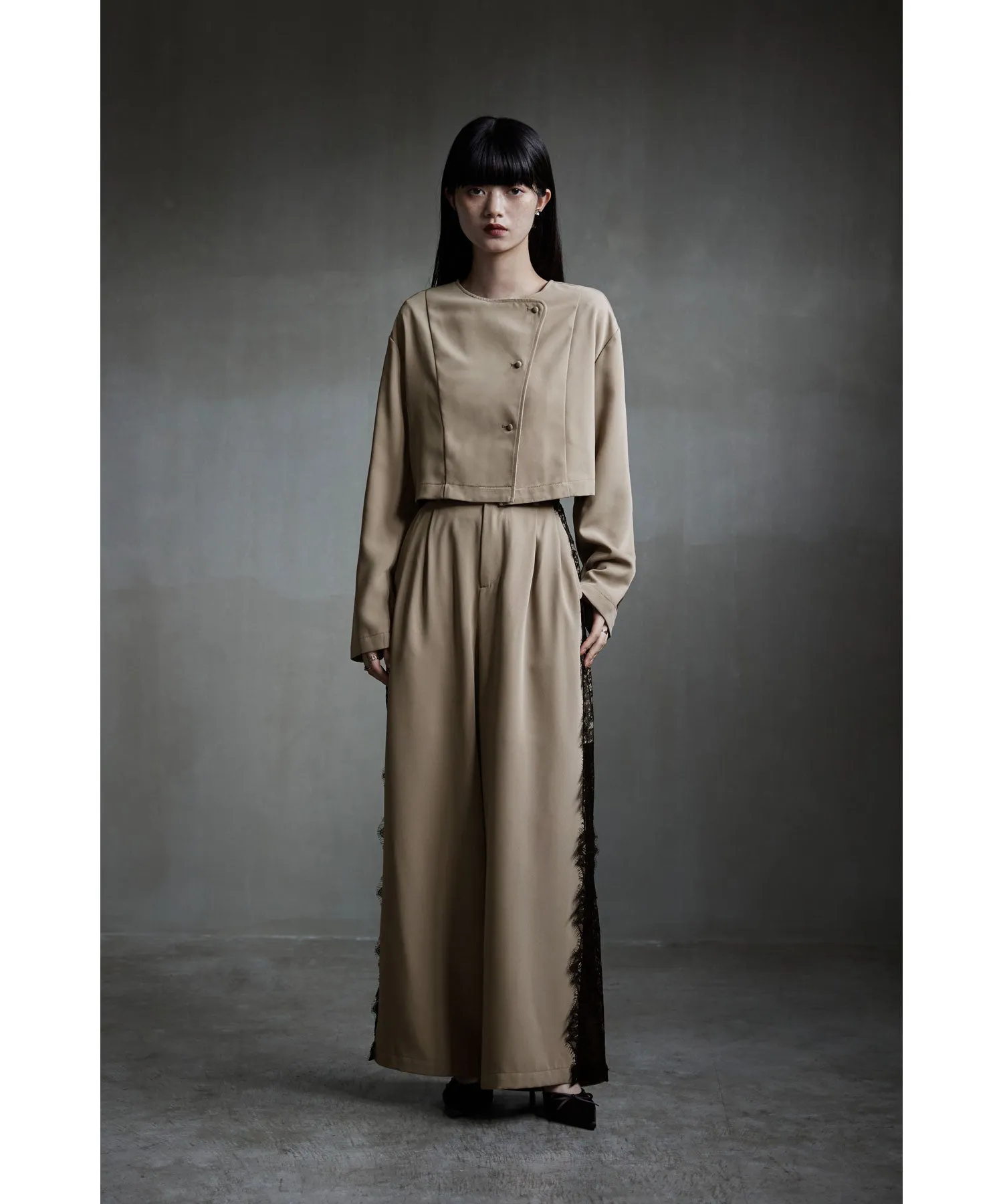 Asymmetry design jacket & Side lace pants SET UP