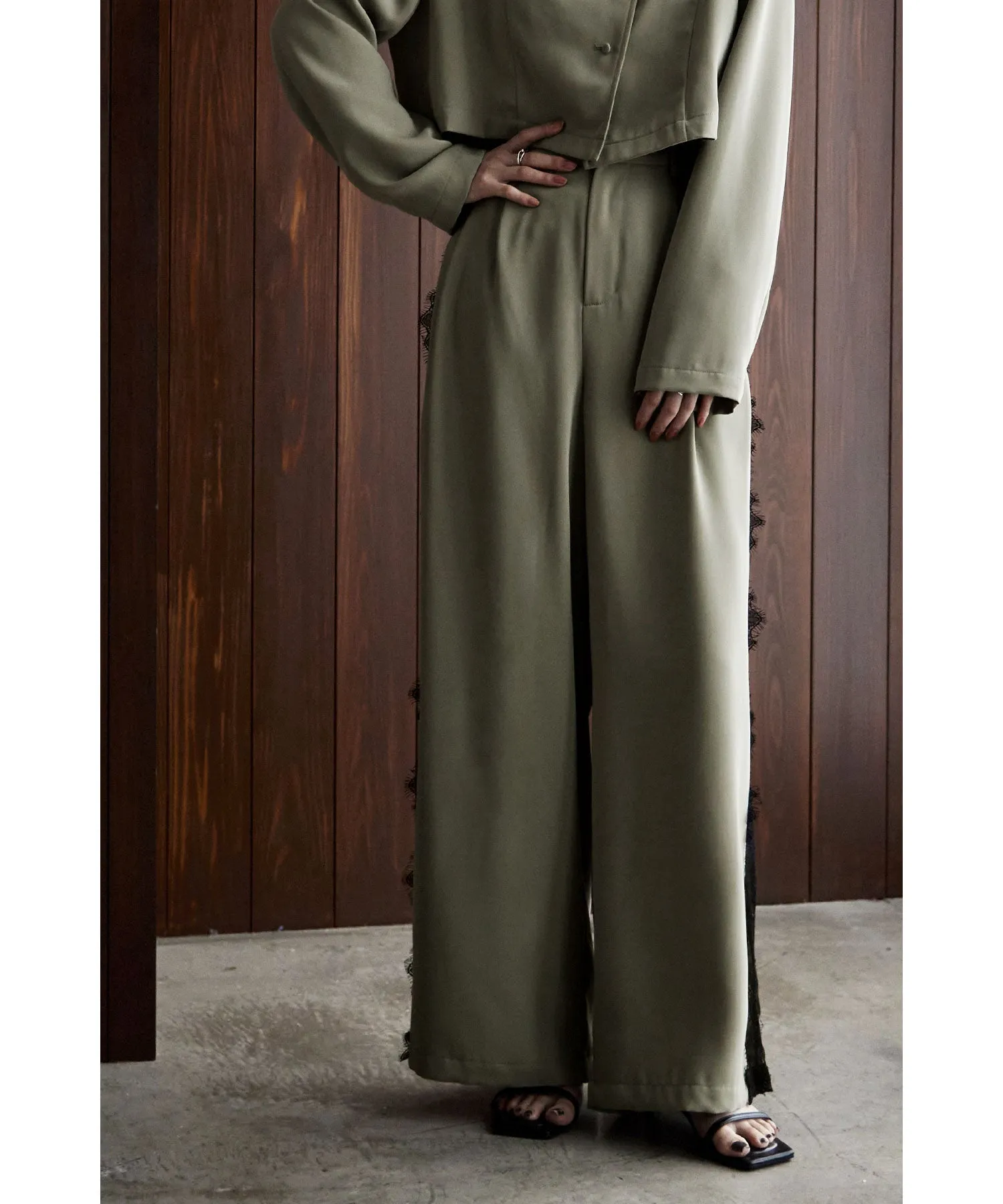Asymmetry design jacket & Side lace pants SET UP