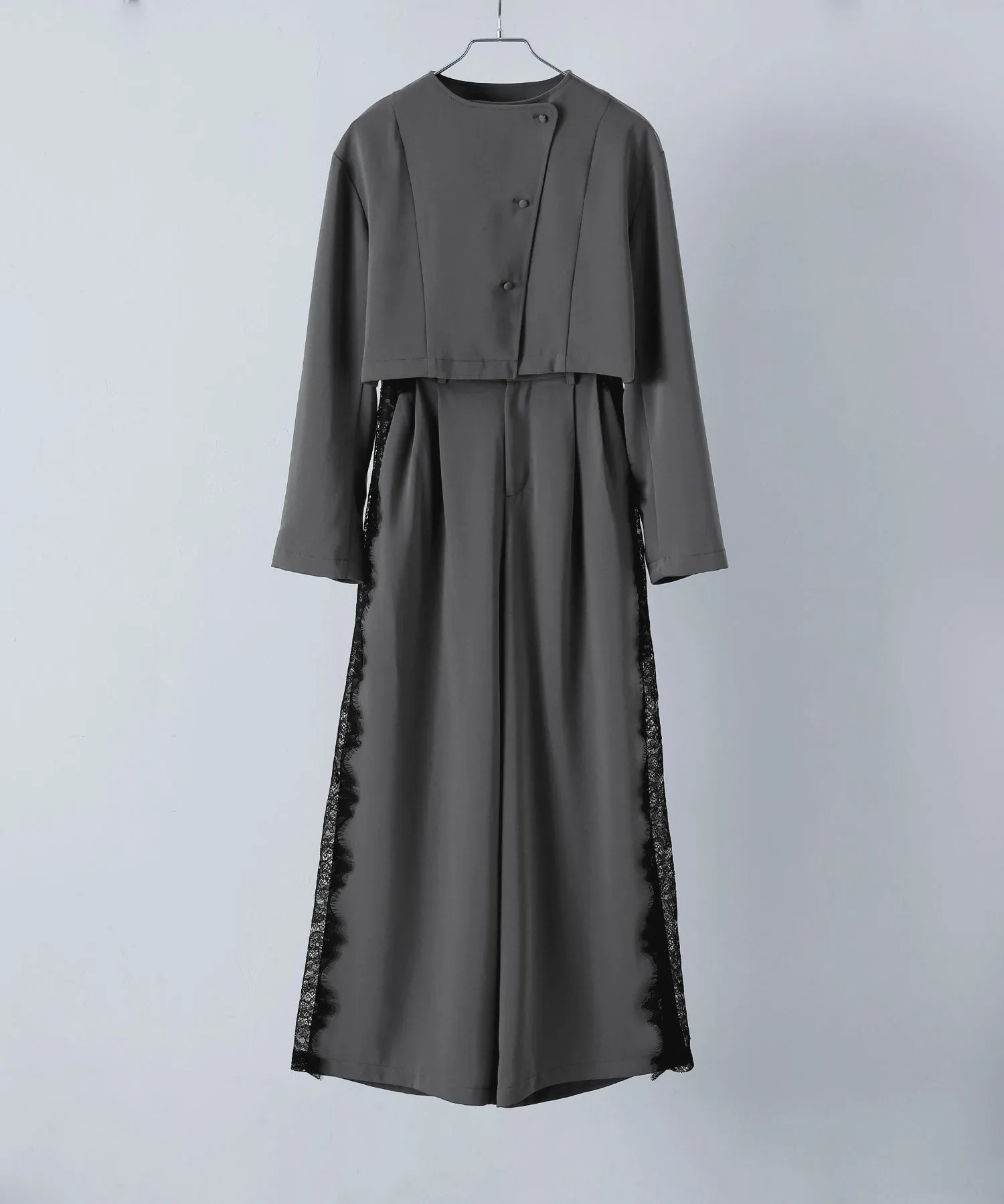 Asymmetry design jacket & Side lace pants SET UP