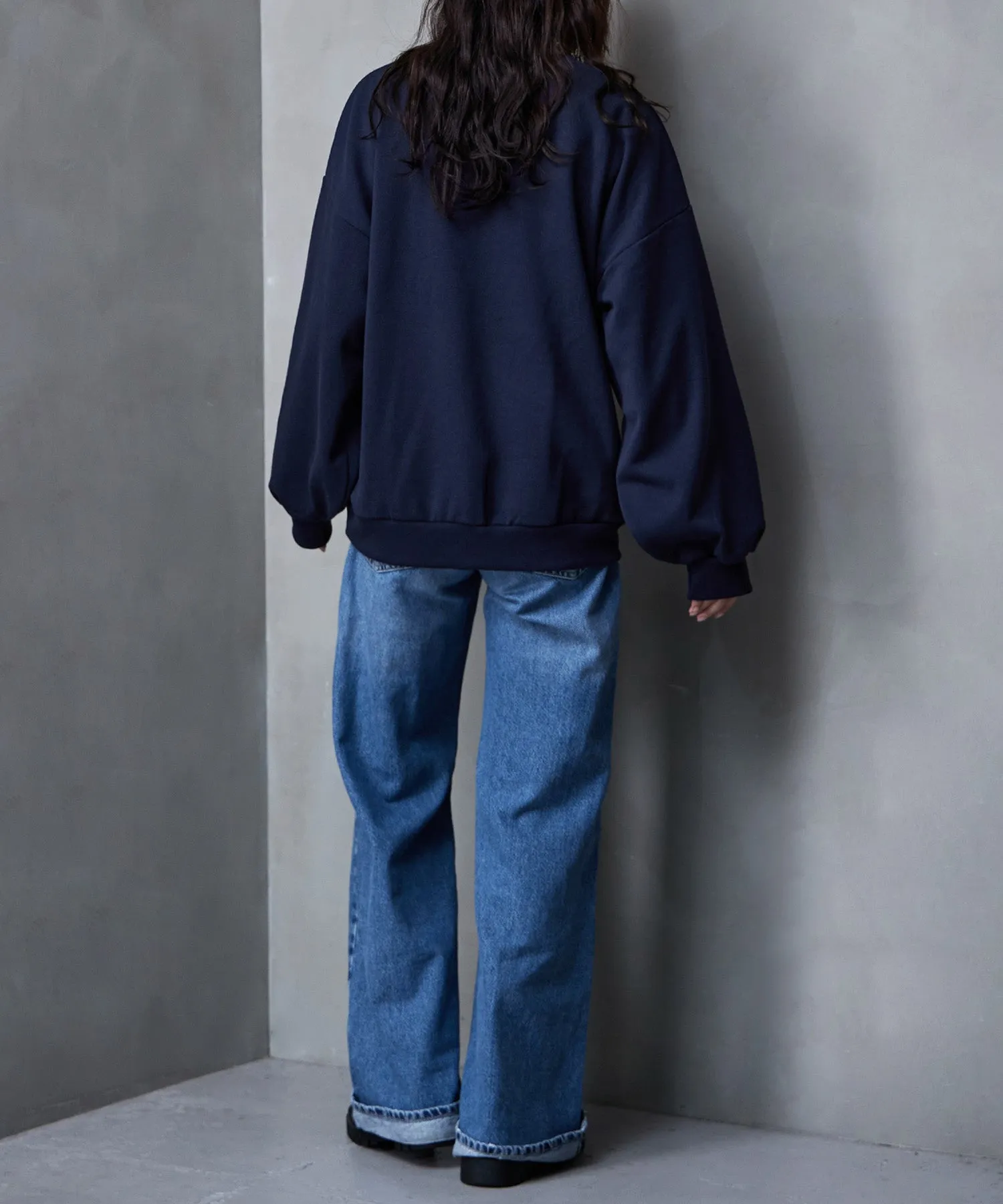 Chenille design fleece sweatshirt
