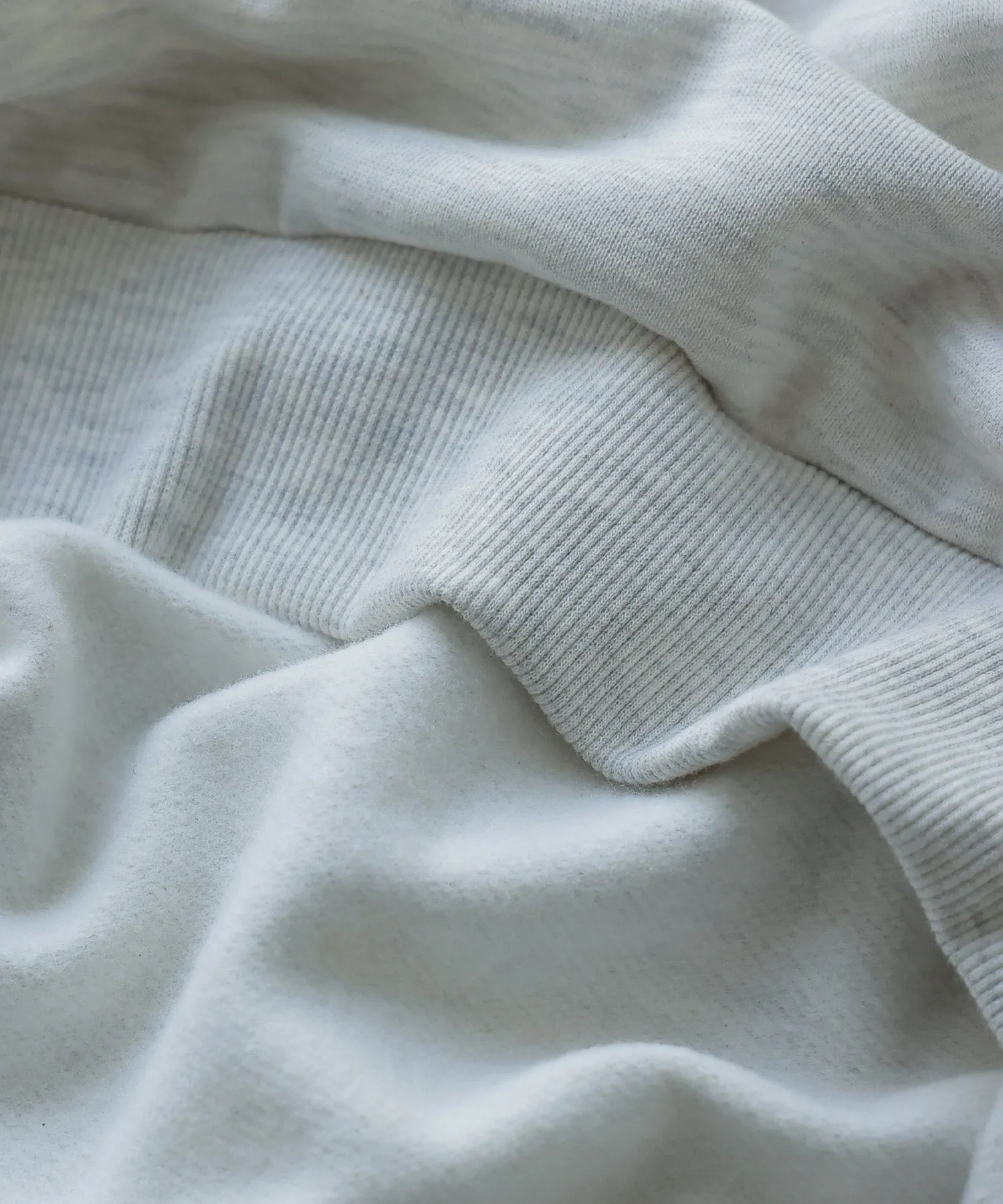 Chenille design fleece sweatshirt