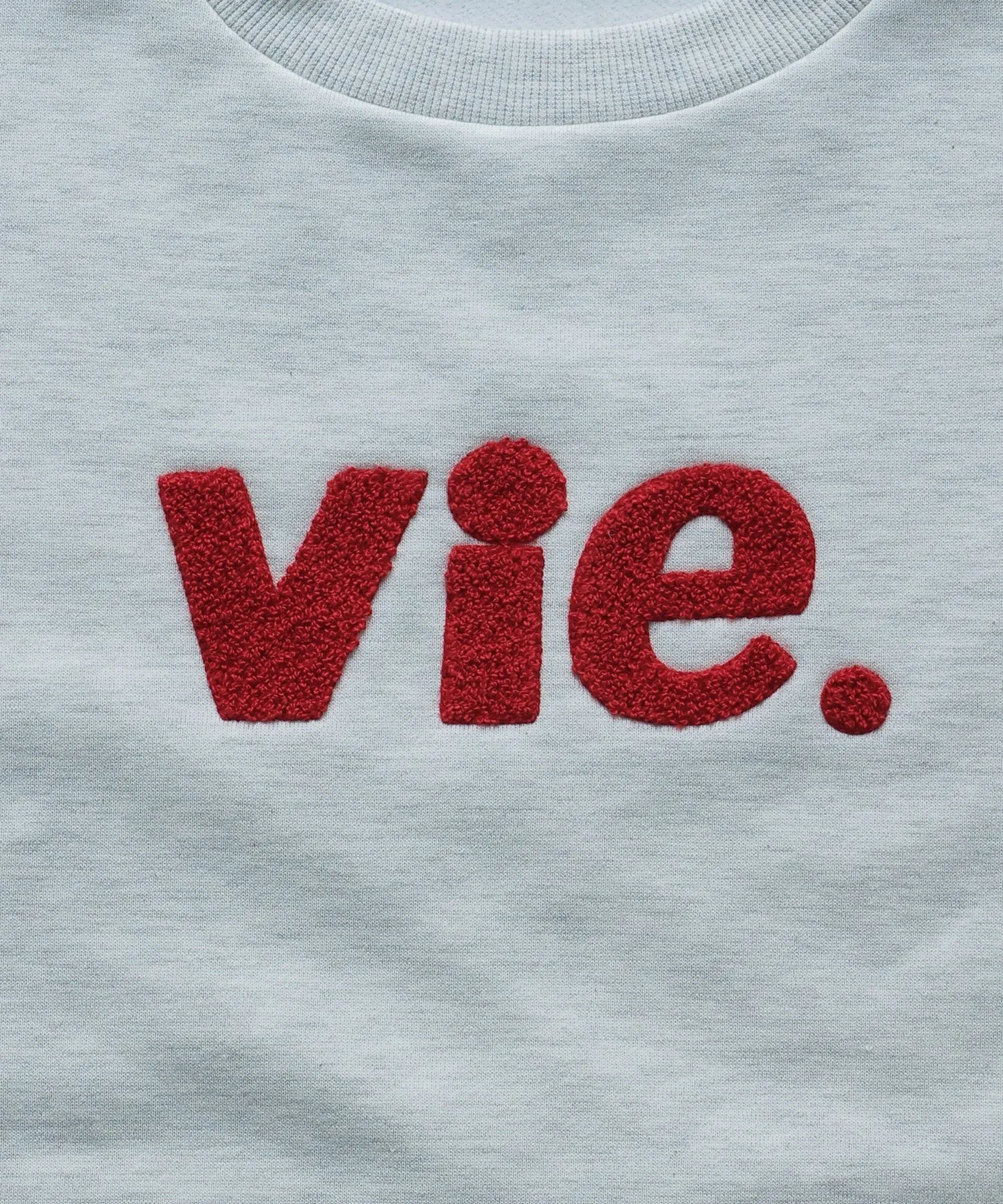 Chenille design fleece sweatshirt