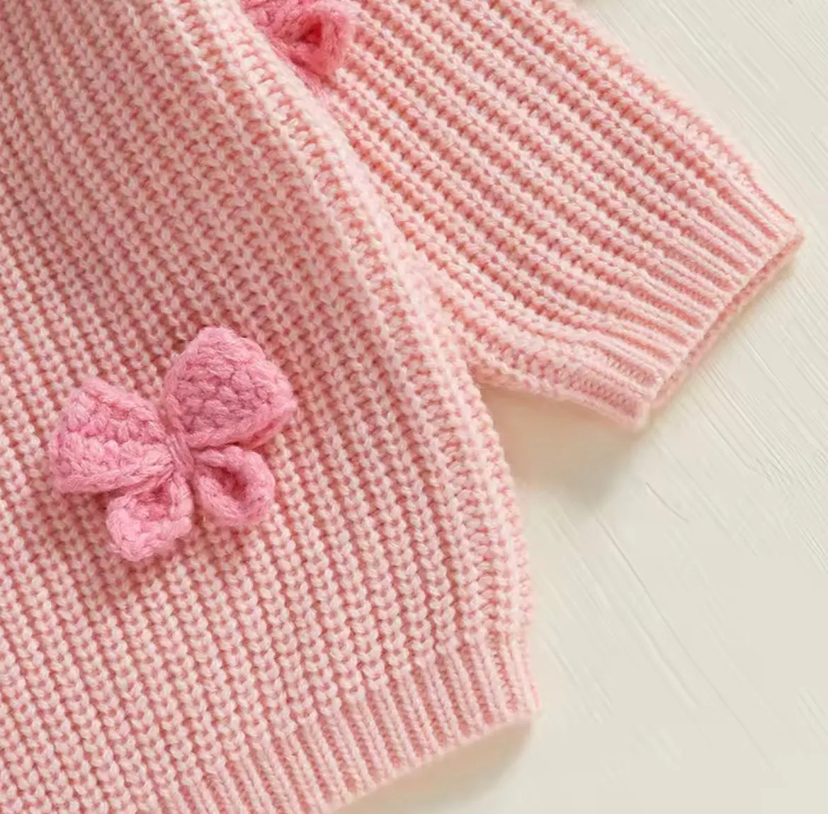 Chunky bow sweater