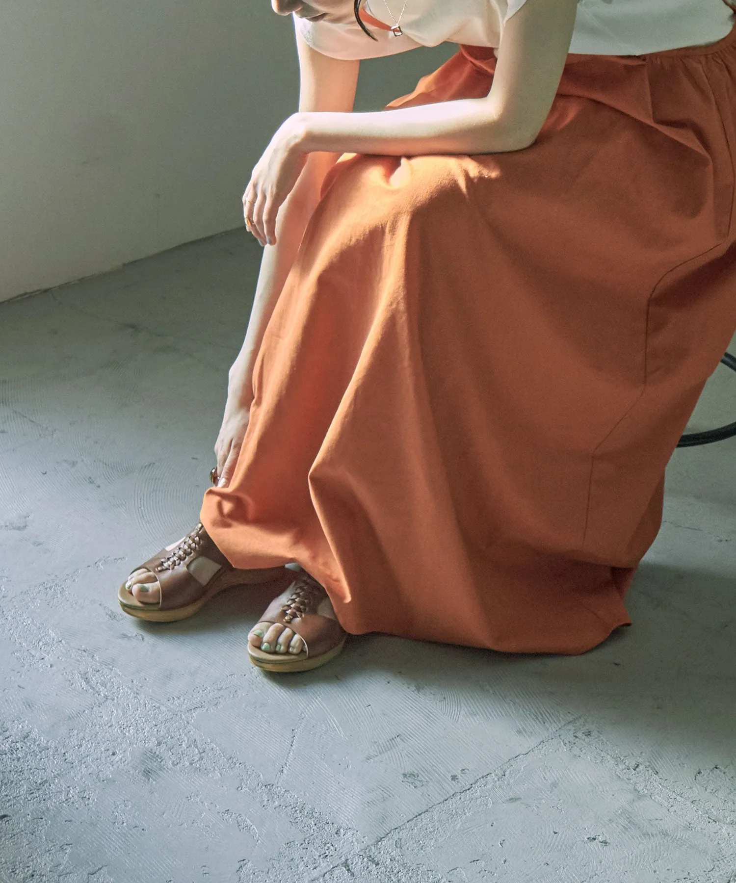 Front design sandal
