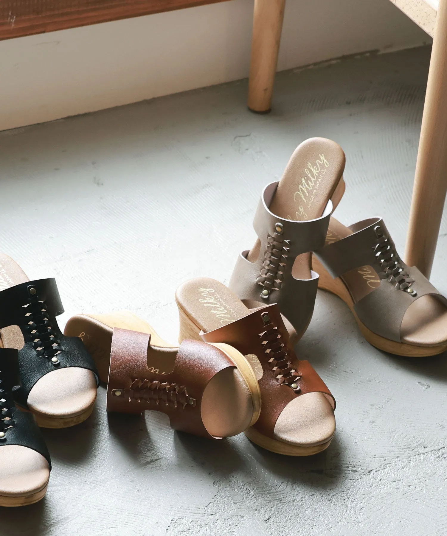 Front design sandal