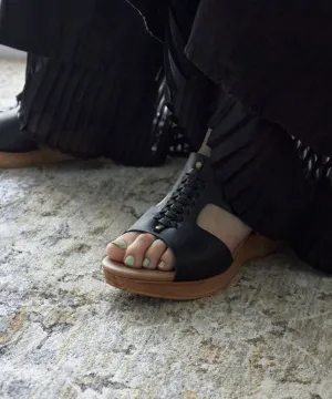 Front design sandal