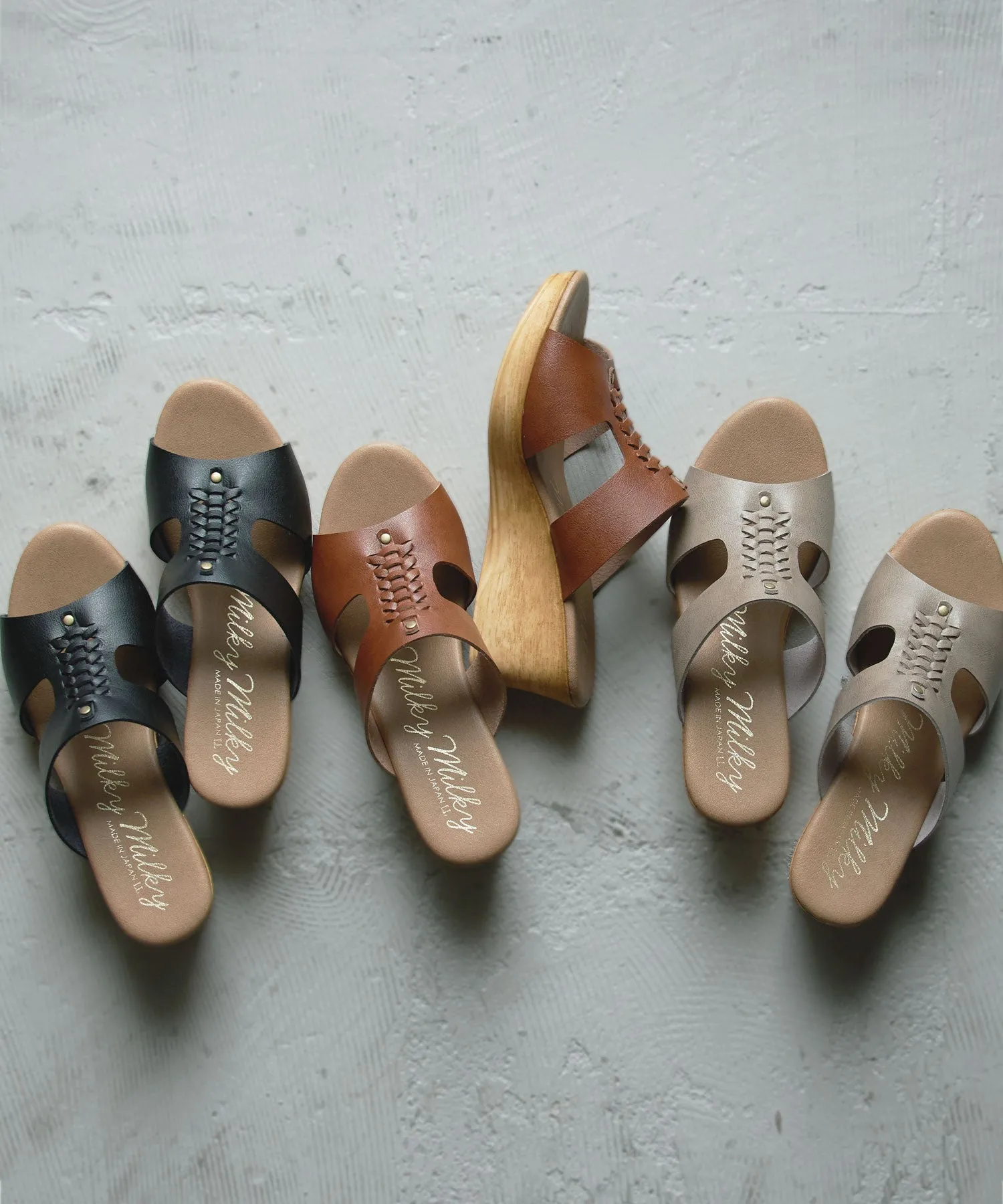 Front design sandal