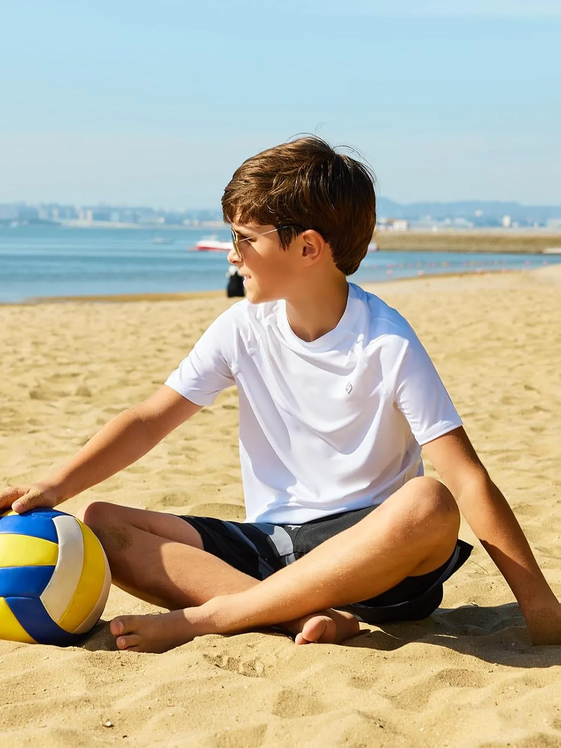 HODOSPORTS Boys UPF 50  Rash Guard Swim Shirts Short Sleeve Quick Dry UV Protection Sun Shirt