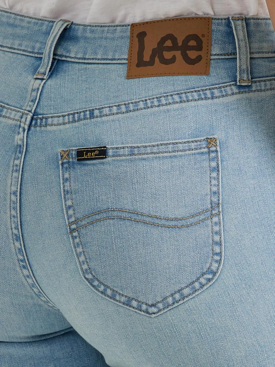 Lee Women's Legendary Rolled Denim Bermuda Short