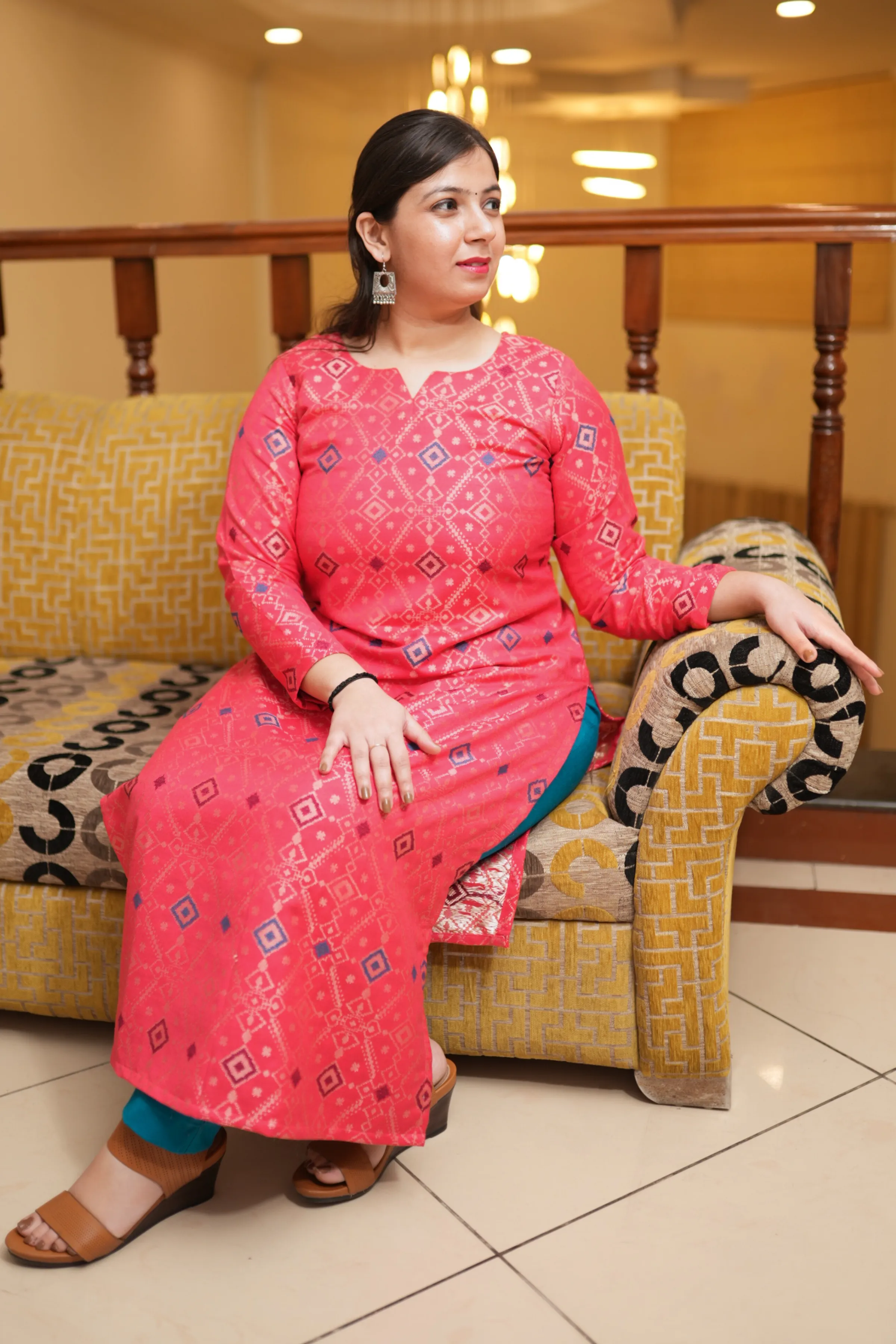 Rosy Dream Woven Pashmina Set