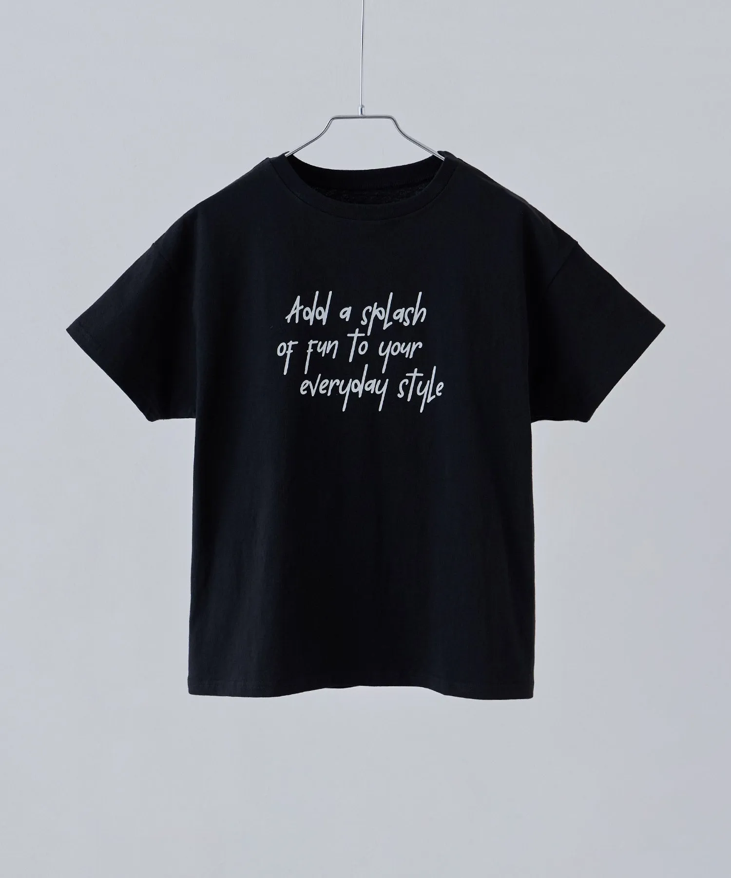 Script logo design mid Tee