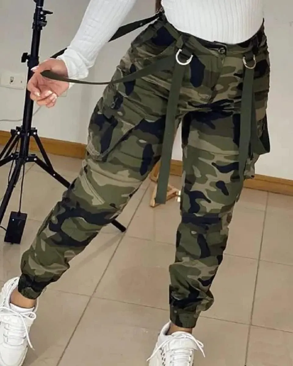 Vakkest Womens Camo Cargo Pants Army Fatigue Jogger Camouflage High Waist Trouser Clubwear Y2K Sweatpants with Belt